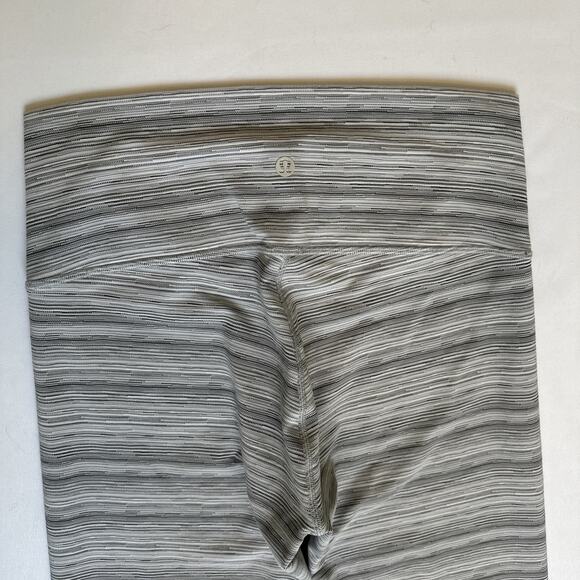 Lululemon High Times Pant leggings Cyber Stripe White‎ Silver Fox W5LGNS Size 10 - Picture 10 of 11